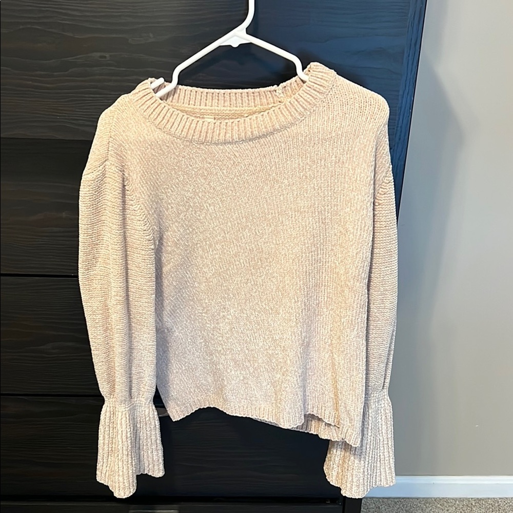 Elegant Beige Women's Sweater